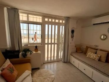 Estudio en  Carrer Sol Naixent S/N - Foto 6