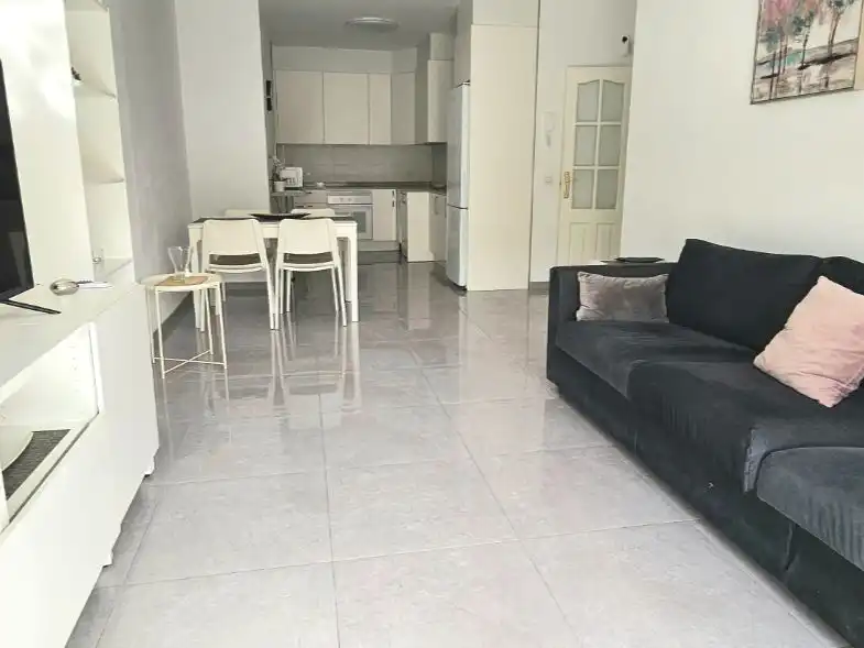 Piso en  Calle del Valle Menéndez 8 - Foto 19