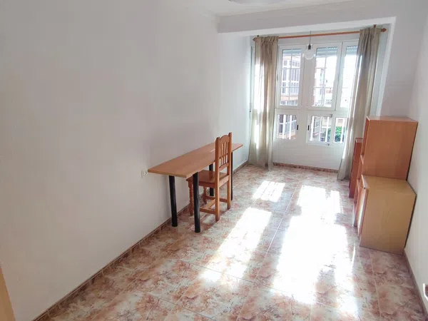 Piso en Calle Granada, 204, Altamira - Oliveros - Barrio Alto, Altamira - Oliveros - Barrio Alto - Foto 9