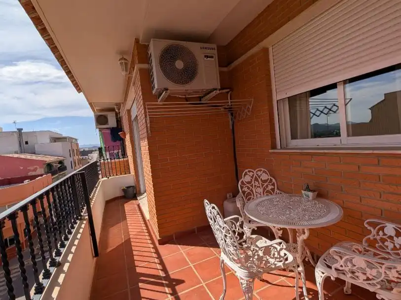 Piso en  Carrer de Borriana 19 - Foto 2