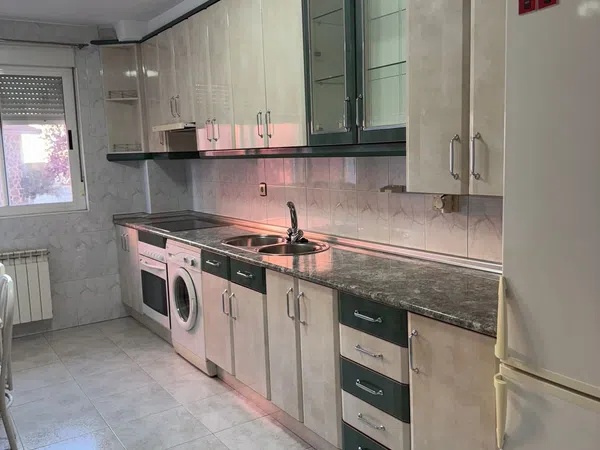 Piso en Calle Valdesaz, 3 - Foto 3