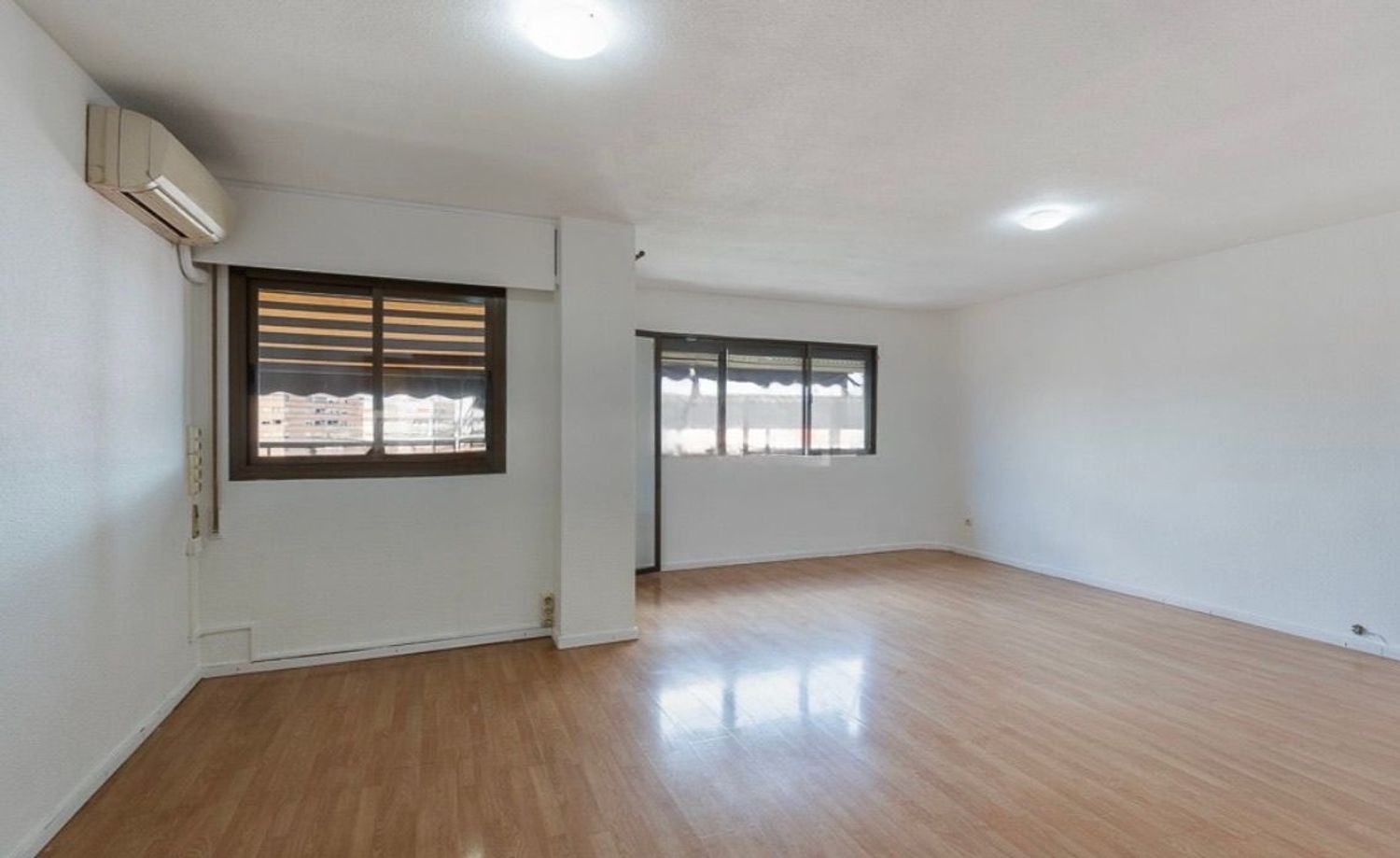 Piso en avenida d'Aragó, 38 - Foto 2