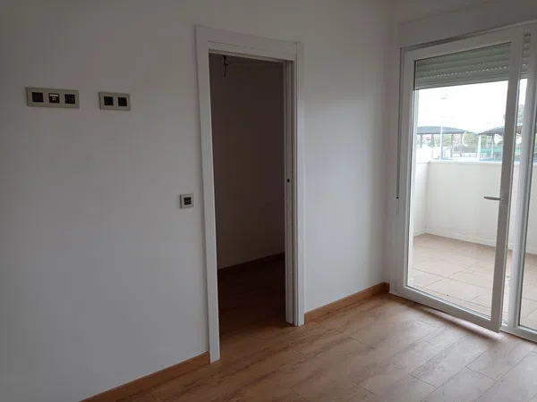 Piso en calle Escritora Carmen Laforet, 2 - Foto 18