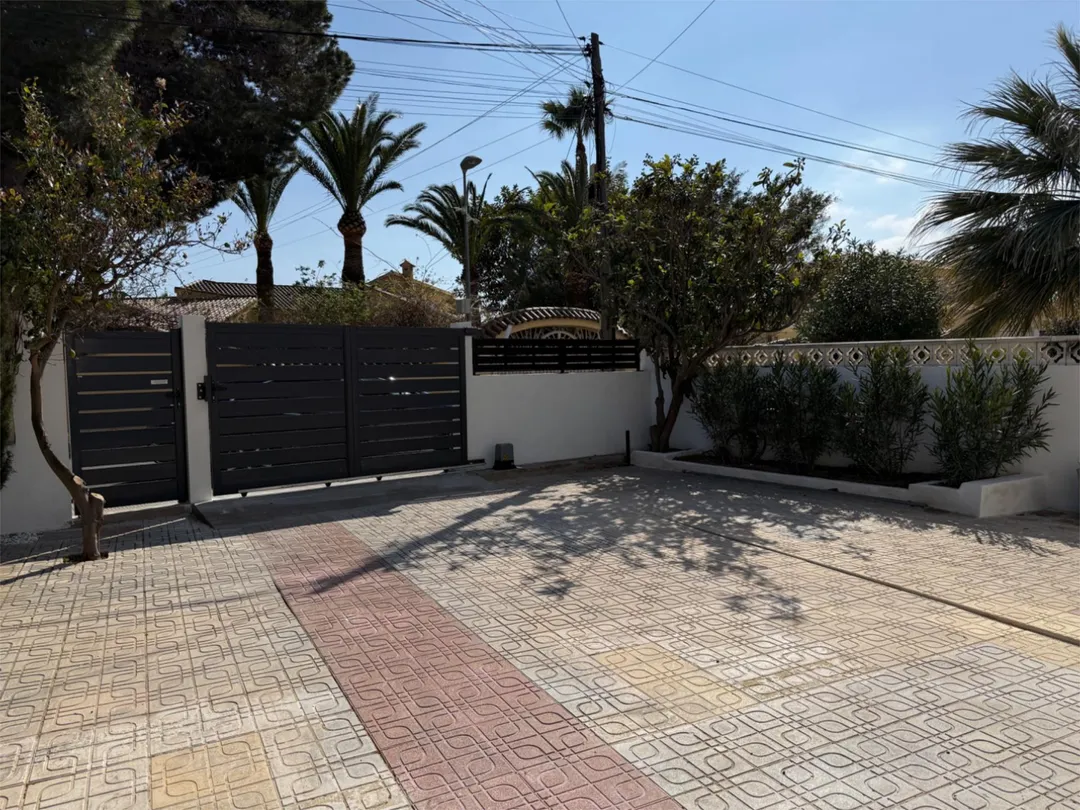 Chalet en  Carrer Serra del Montgó 11 - Foto 26