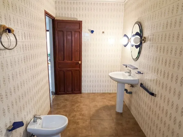 Casa de pueblo en Plaza de la Coronación, 11 - Foto 4