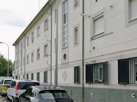 Piso en calle de Fresnedillas, 18