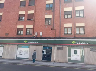 Piso en  Calle Padre Ferrero 1 - Foto 1