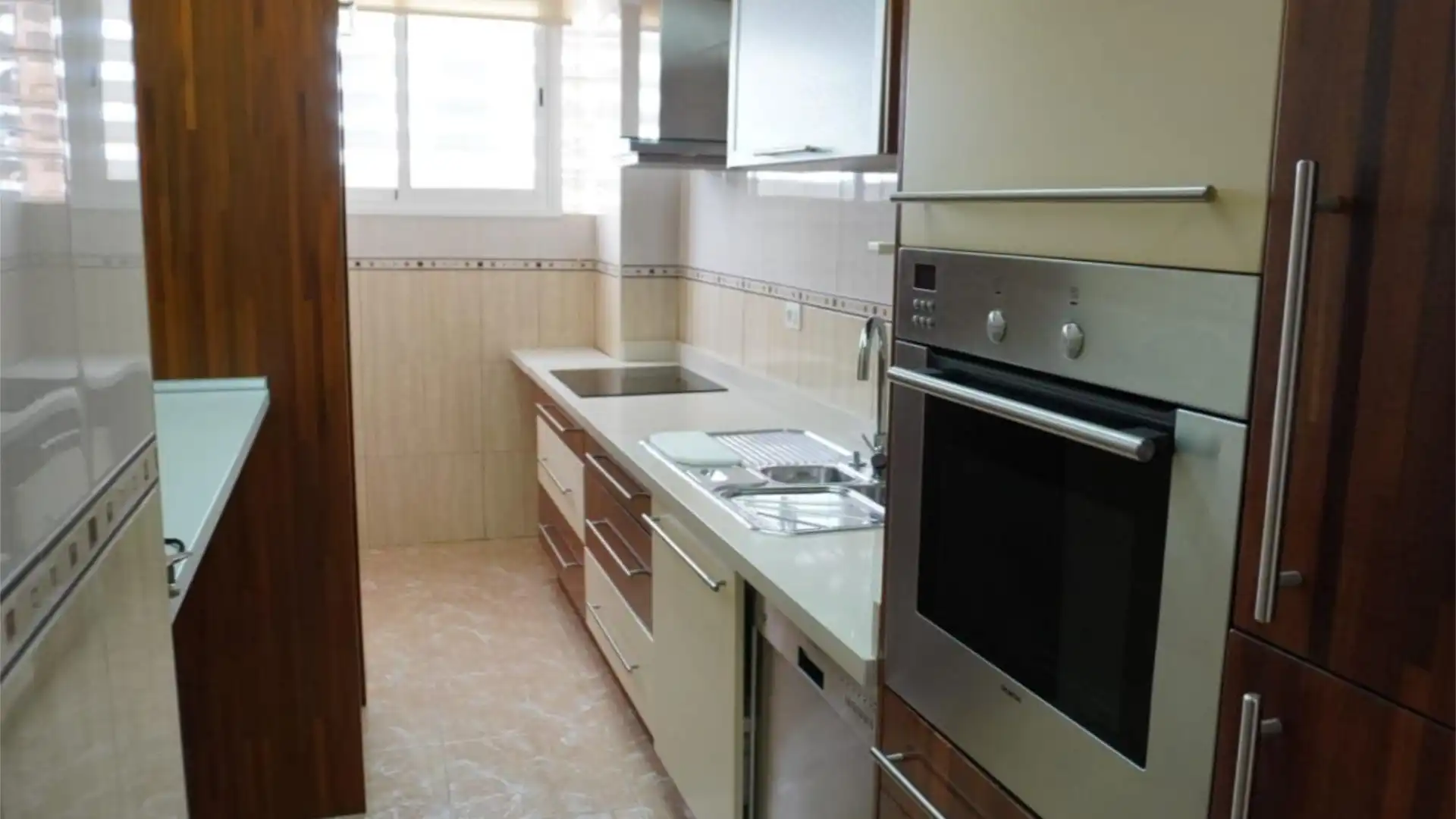 Piso en  Avenida Príncipes de España 2 - Foto 1