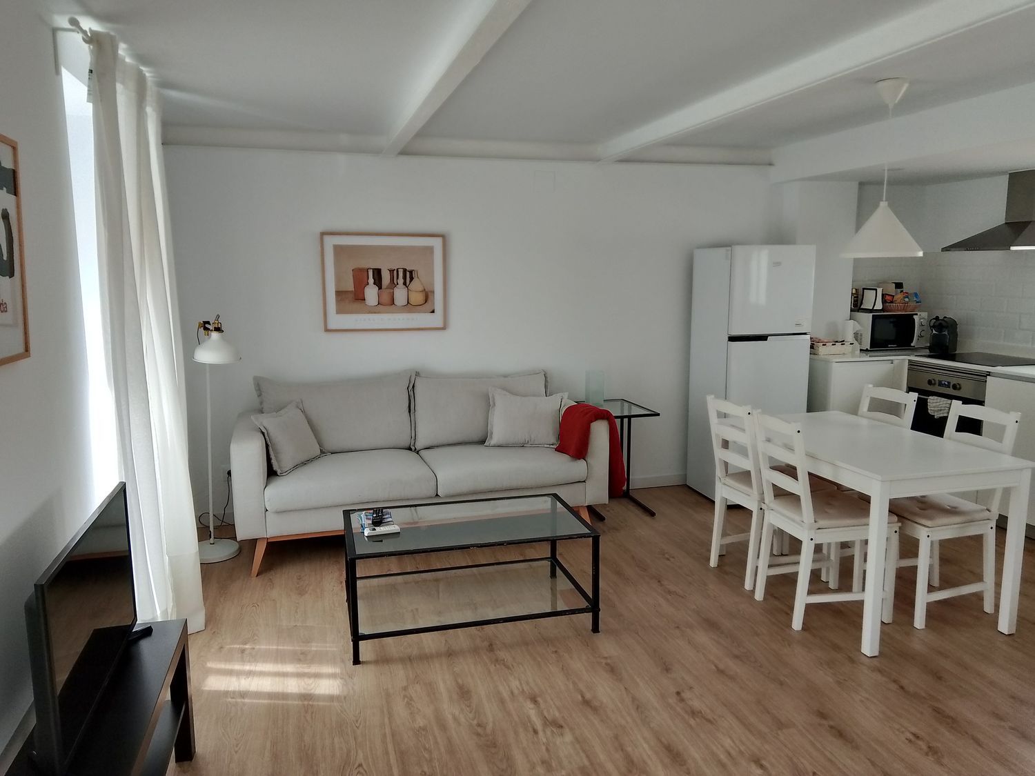 Estudio en calle de Dénia, 60 - Foto 1