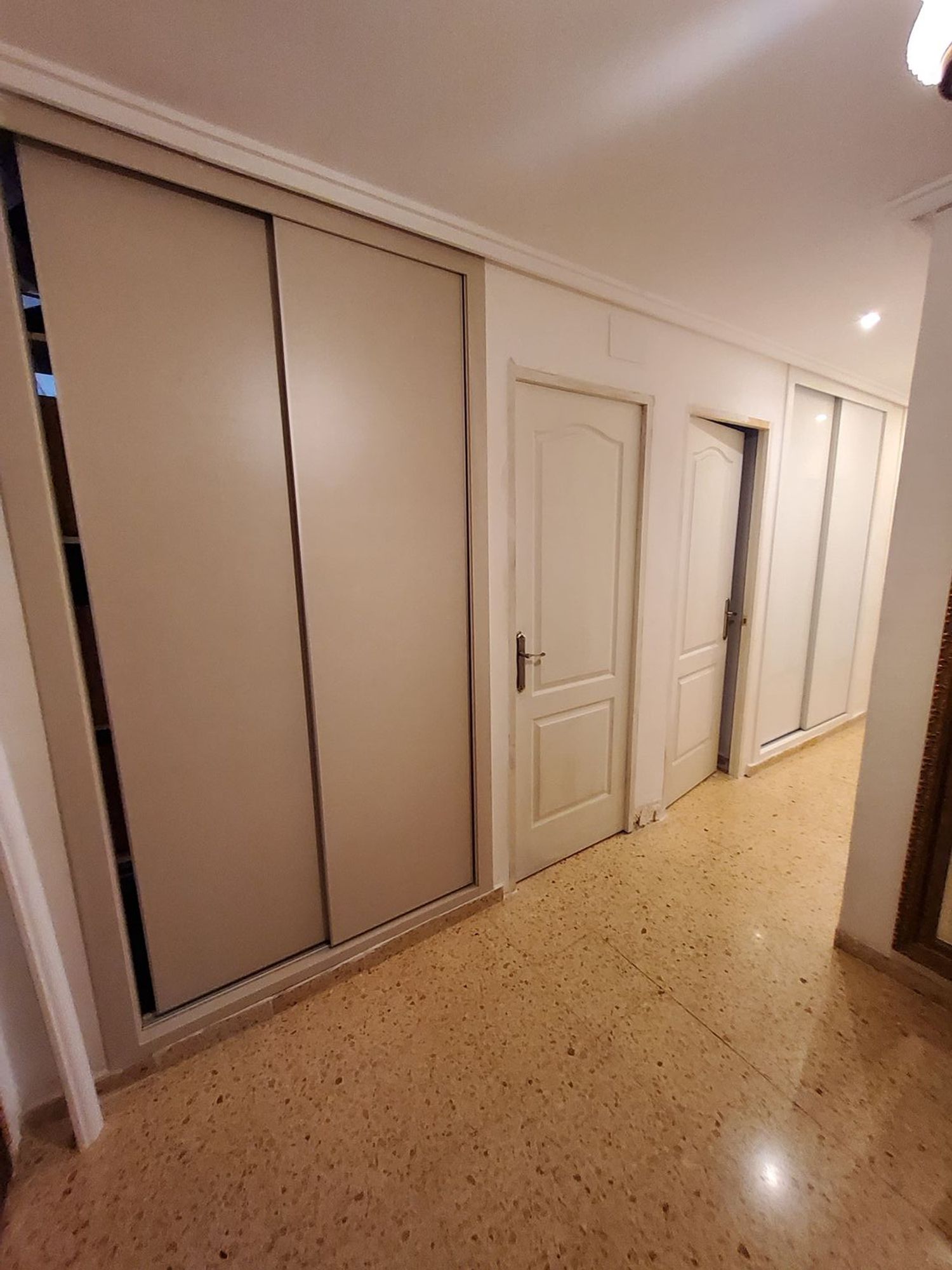 Piso en Calle del Mont Carmel, 1, Torrefiel - Foto 8