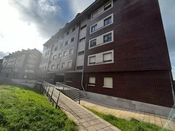 Piso en calle Tineo, 18