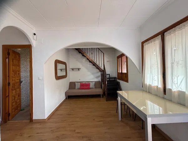 Chalet adosado en Calle Parque Júcar, 10 - Foto 1