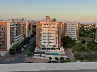 Piso en  Calle Poeta Eloy Sánchez Rosillo 5 - Foto 3