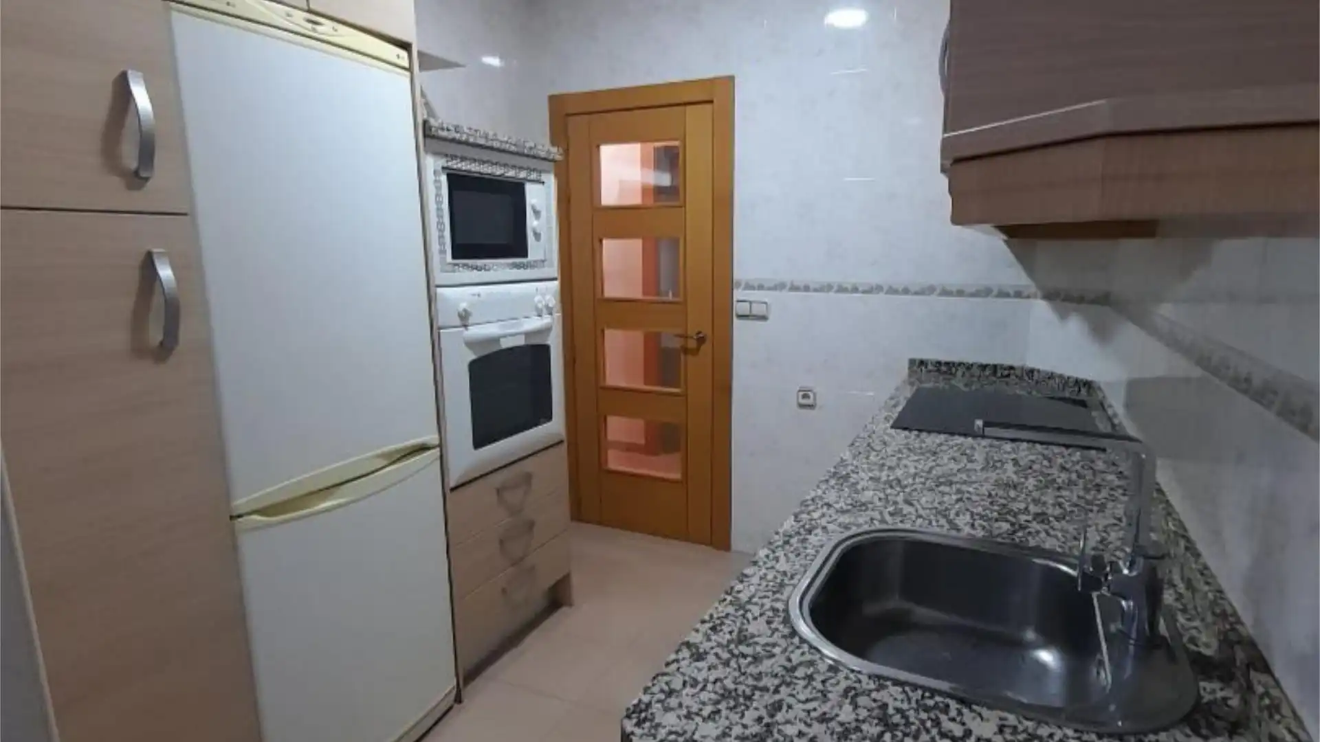 Piso en  Avenida Blas de Otero 15 - Foto 8