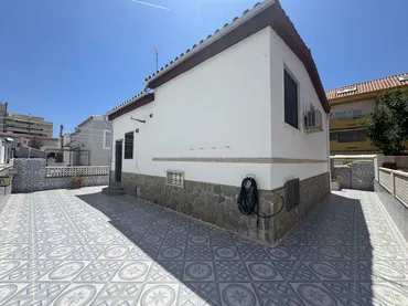 Chalet en  Carrer de Màlaga 22 - Foto 8
