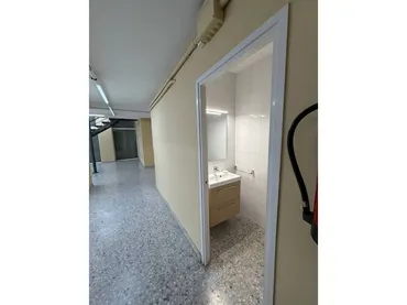 Local comercial en  Calle Dibuixant Avellaneda - Foto 17