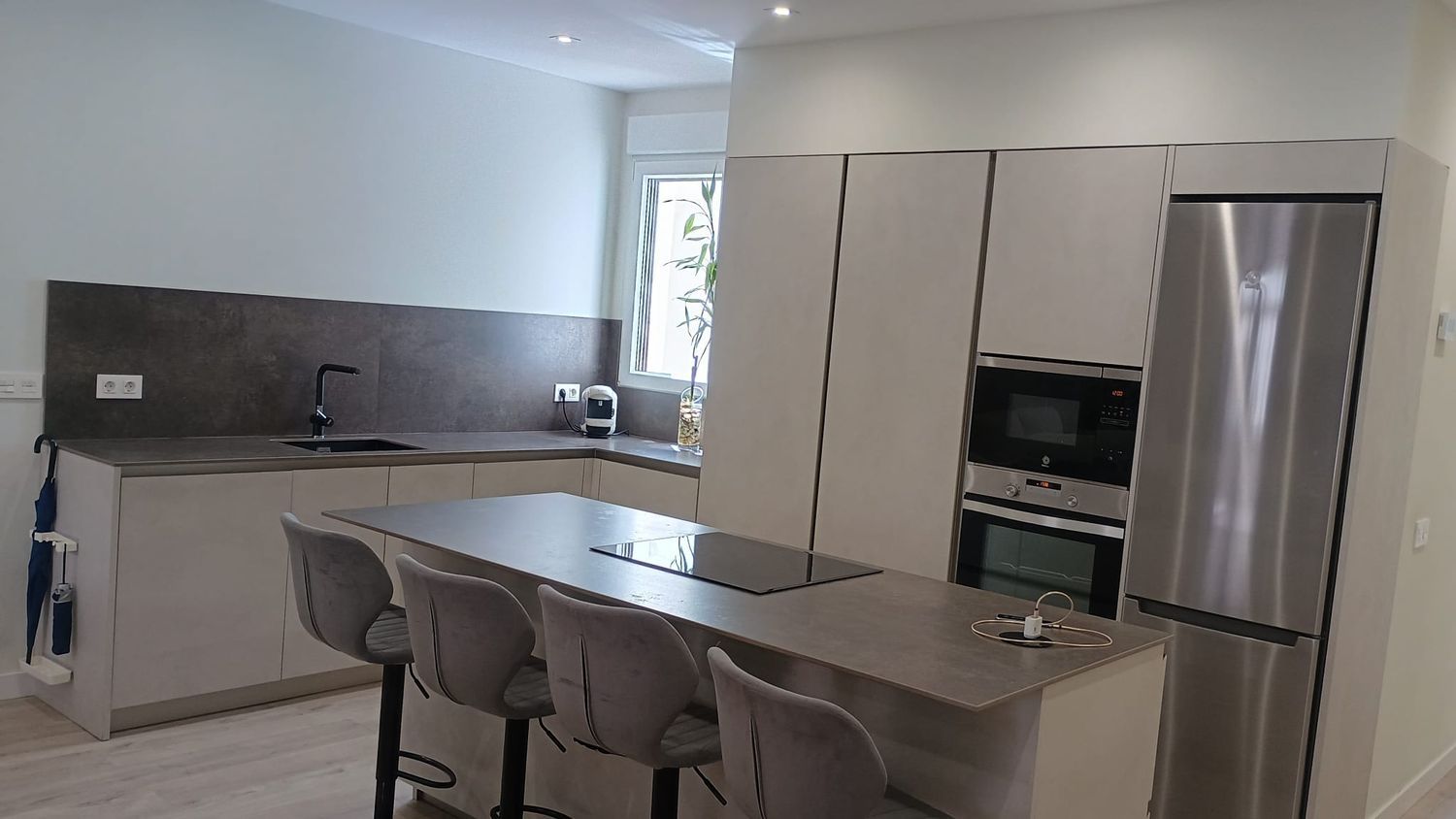 Piso en calle Correhuela, 10