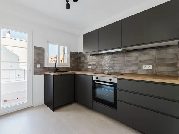 Piso en calle d'Alcanyís, 26