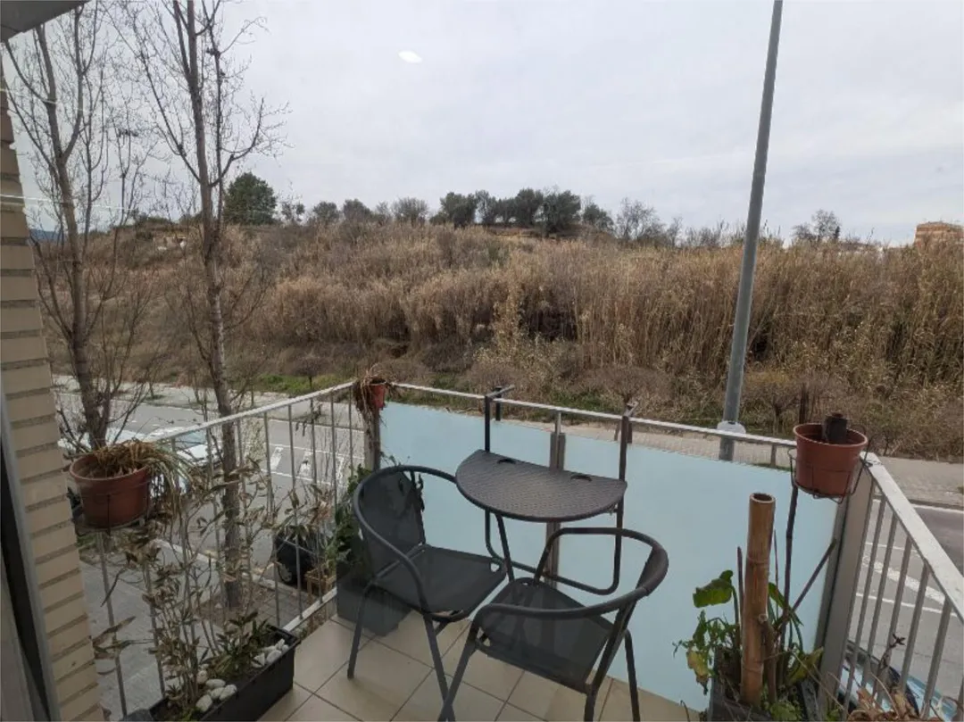 Piso en  Carrer de Miquel Martí i Pol 4 - Foto 2