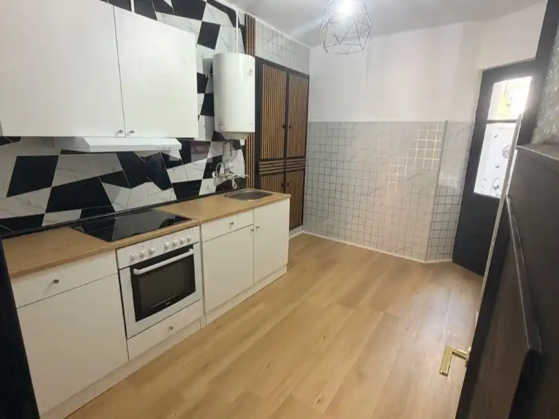 Piso en  Calle Menéndez y Pelayo 4 - Foto 4