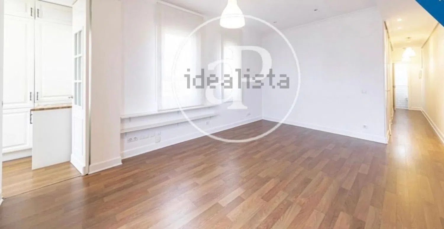 Ático en calle de María de Guzmán, 31 - Foto 4