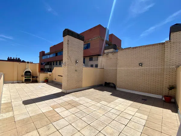 Ático en calle de María Espinosa, 4