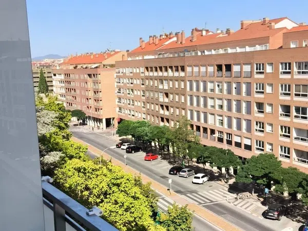 Piso en Avenida Pamplona, 6 - Foto 1