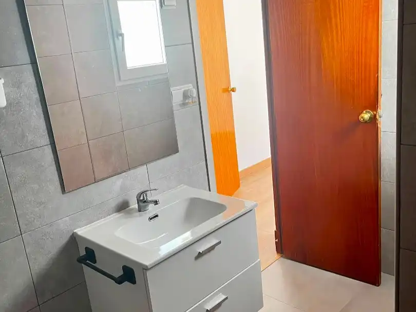 Piso en  Avinguda Oscar Espla 28 - Foto 9