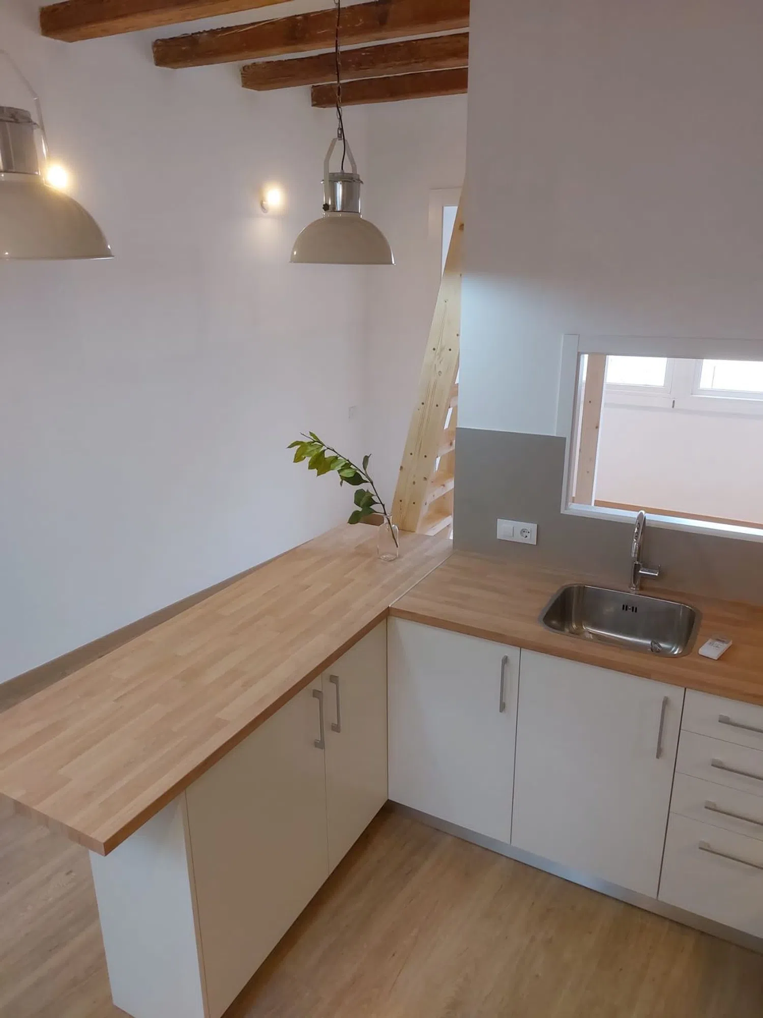 Estudio en calle de Viladomat, 146 - Foto 2