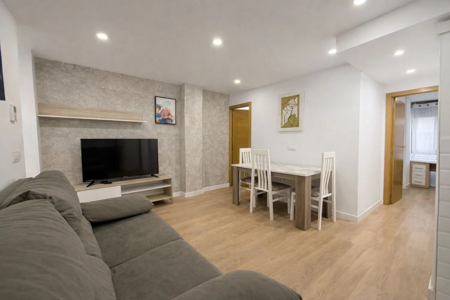 Piso en Reyes Católicos, 17