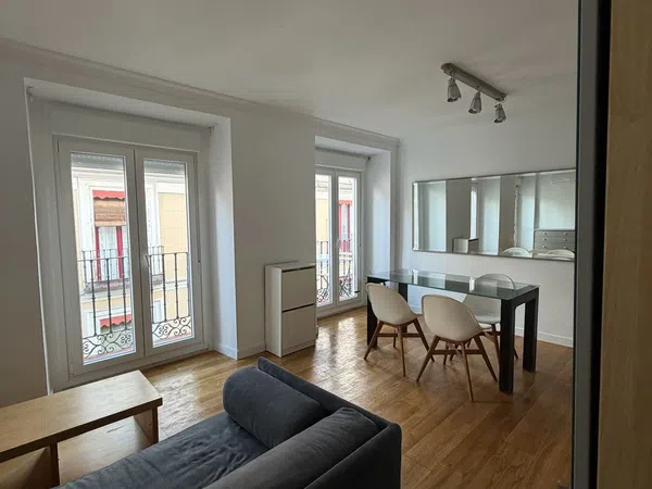 Piso en calle de Moratín, 42