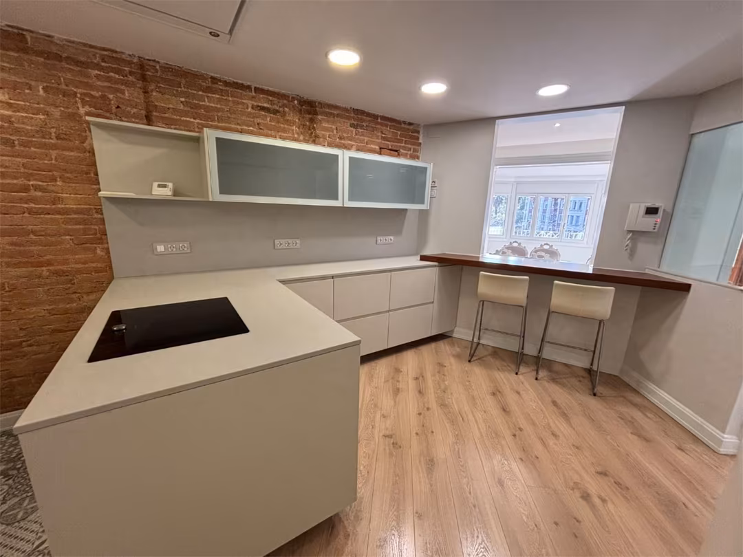 Piso en  Carrer de Copèrnic 1 - Foto 8