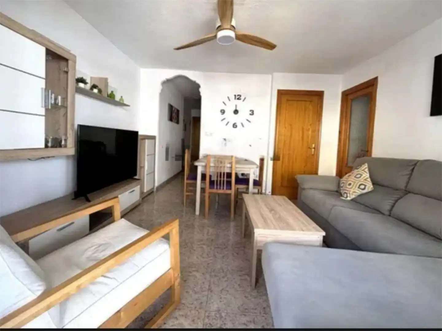 Apartamento en  Carrer del Montdúver 1 - Foto 3