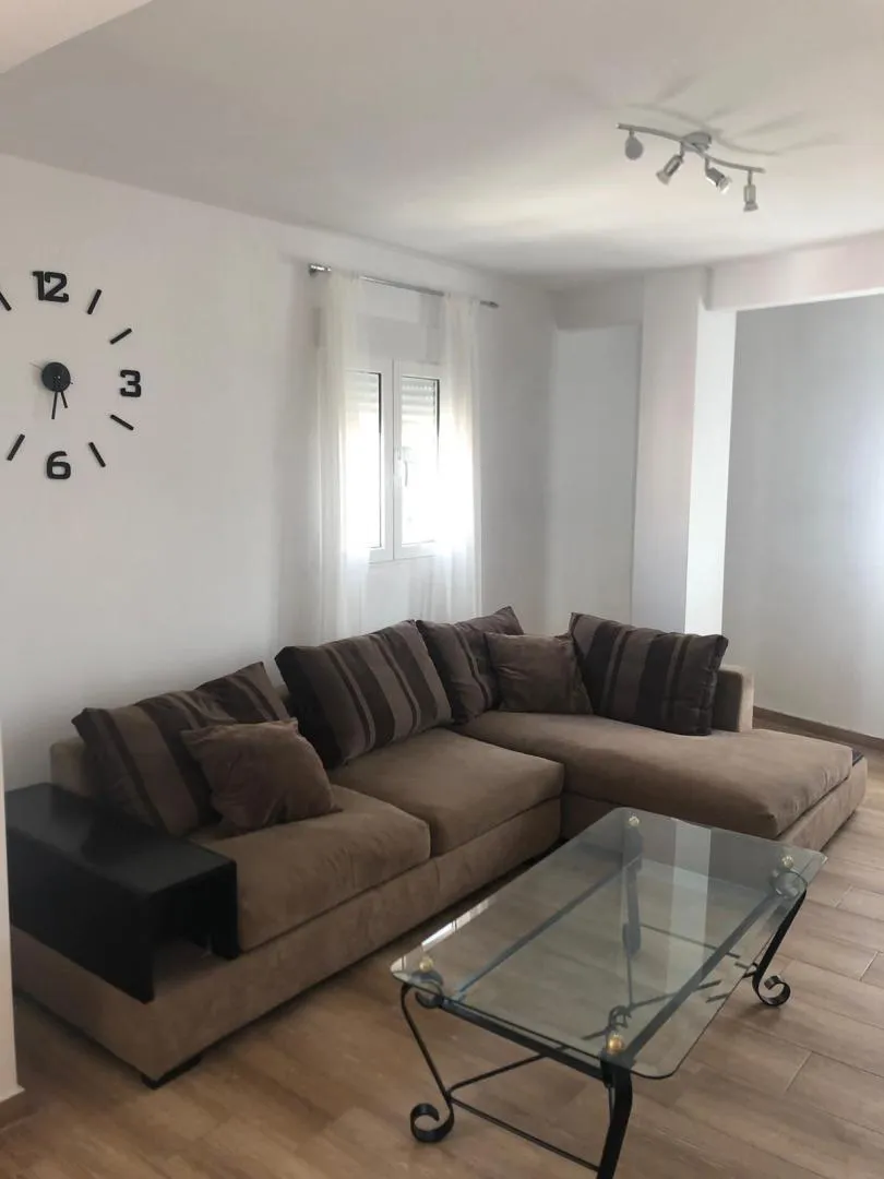 Piso en  Carrer Pere Joan Perpinyà 82 - Foto 4