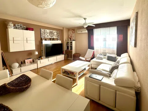 Piso en paseo de los Olmos, 5