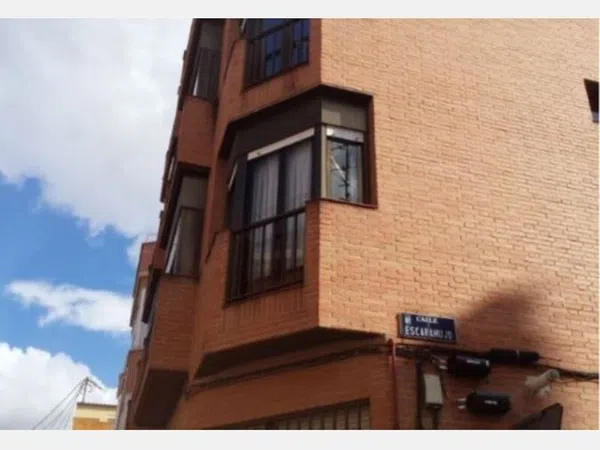 Piso en Calle Escaramujo, 4, Valdeacederas - Foto 2