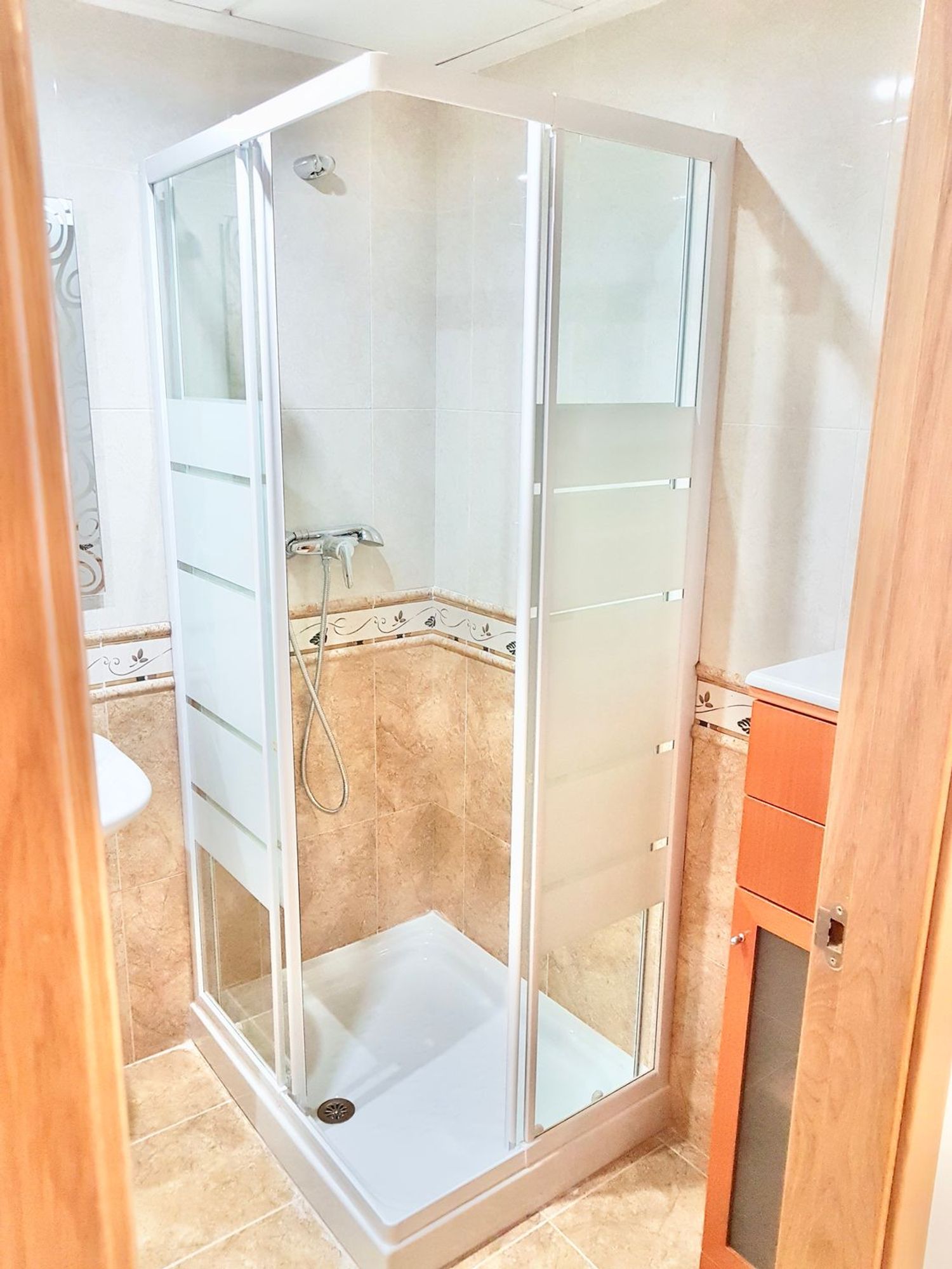 Piso en avenida Don Juan de Borbón, 202 - Foto 13