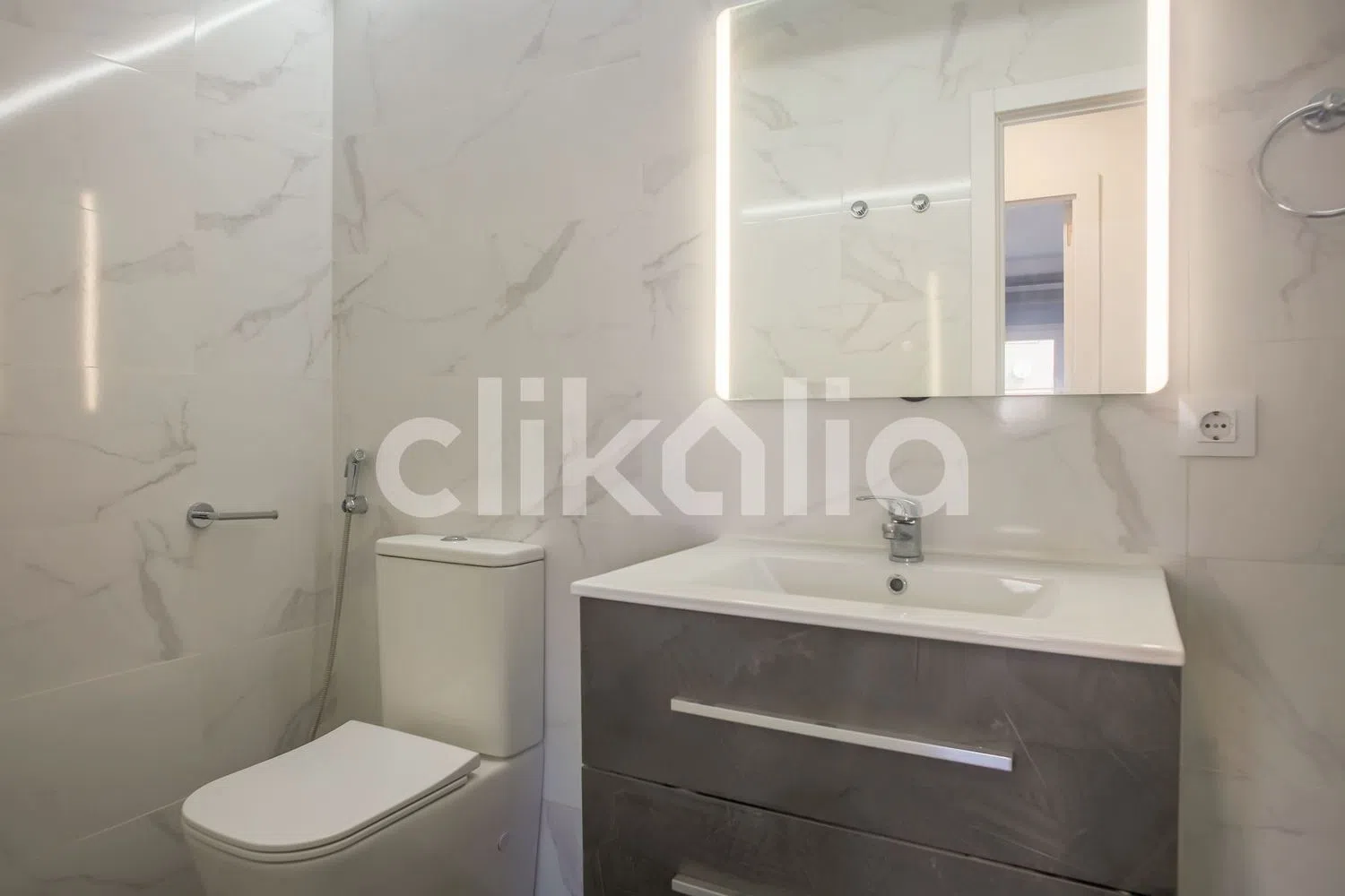 Piso en travesía de la Virgen del Puerto - Foto 16