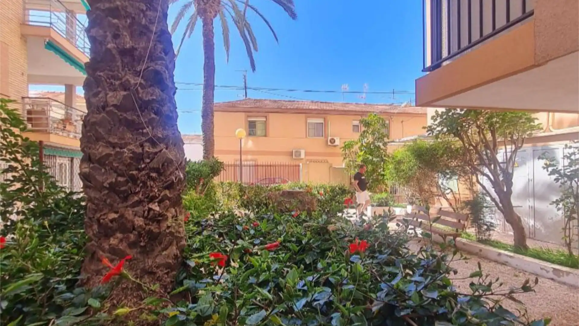 Piso en  Calle Yecla 48 - Foto 16