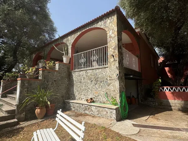 Casa o chalet independiente en Calle Chalets Baldío, 39 - Foto 2