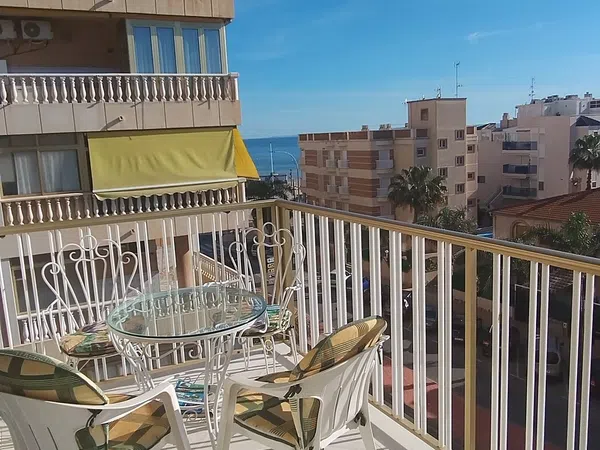 Piso en Avenida de Murcia, 23 - Foto 2
