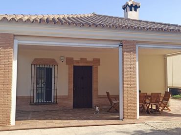 Casa adosada en  Calle Compositor Vicente Gomez Zarzuela 6 - Foto 2
