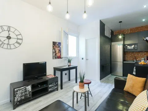 Piso en calle de Tortosa, 4 - Foto 1