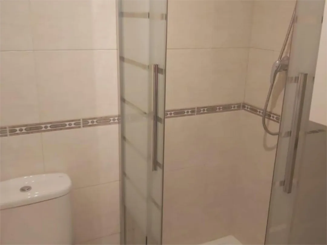 Piso en  Carrer de Salmerón 110 - Foto 6