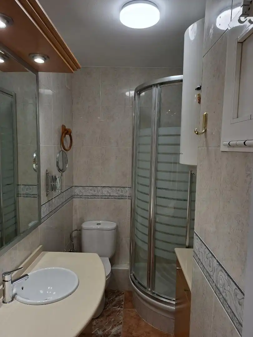 Apartamento en  Avenida de la Armada Española 20 - Foto 9