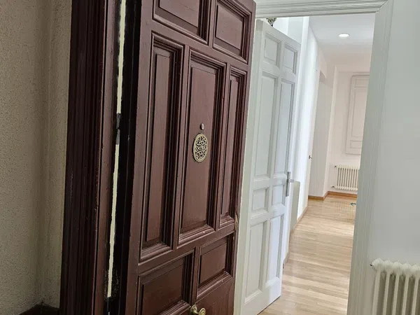 Piso en paseo de la Infanta Isabel, 7