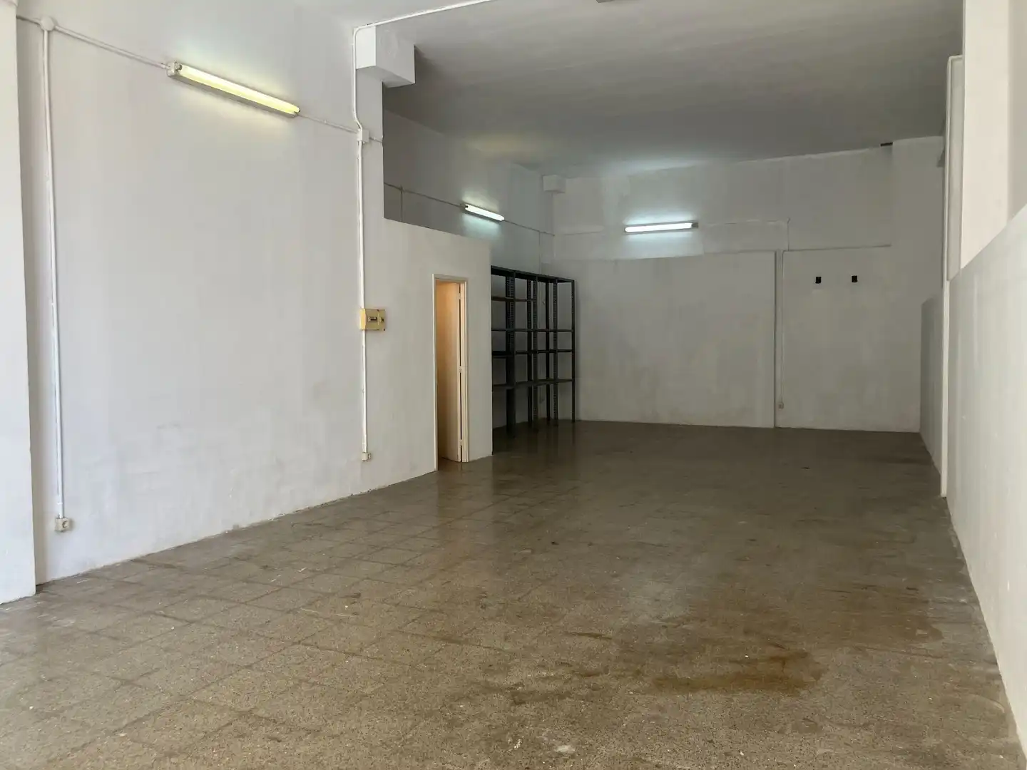 Local comercial en Terrassa - Foto 3