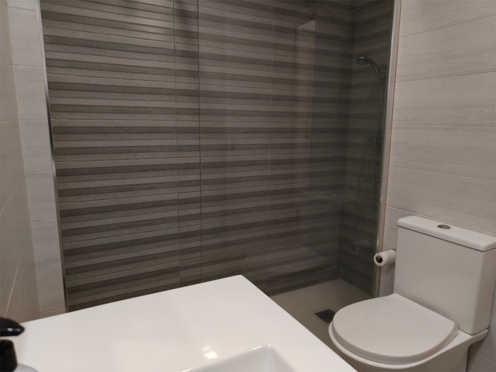 Piso en  Carrer del Ceramista Ros 16 - Foto 10