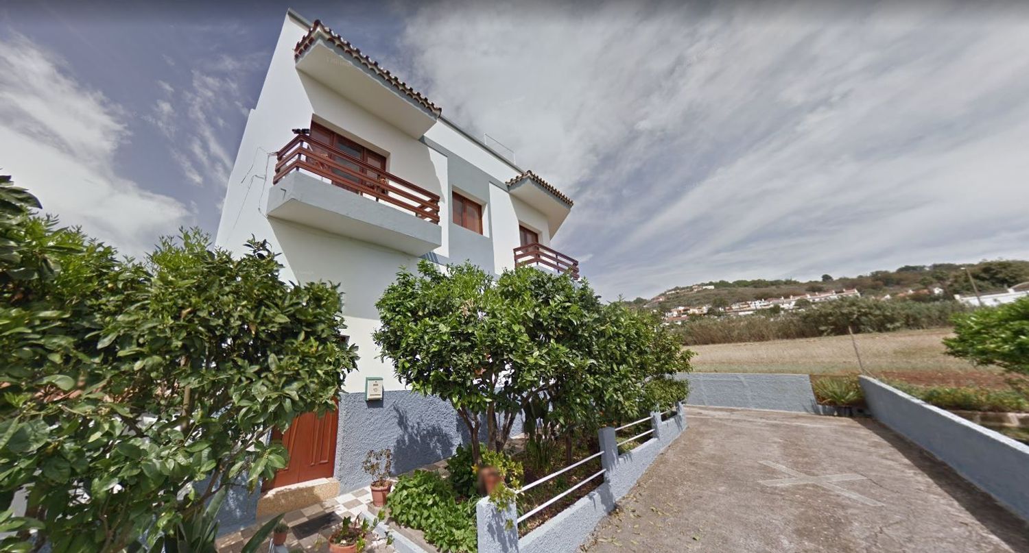 Casa independiente en avenida Monseñor Socorro Lantigua, 15 - Foto 2