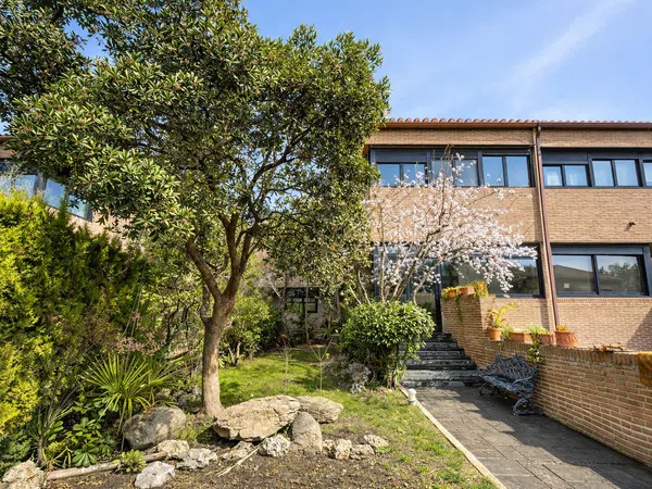 Chalet pareado en calle Islas Canarias, 1 - Foto 1